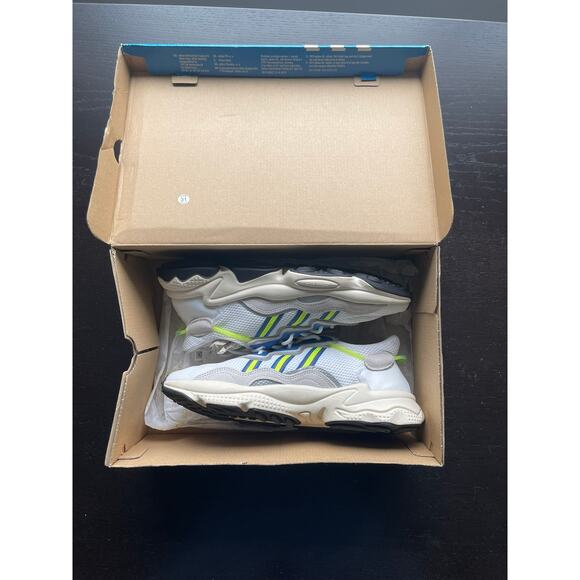 Adidas Ozweego size 9 - Picture 3 of 5